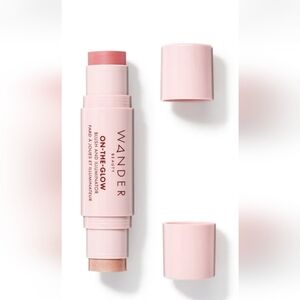 Wander Beauty On The Glow Blush and Illuminator Strawberry Fields